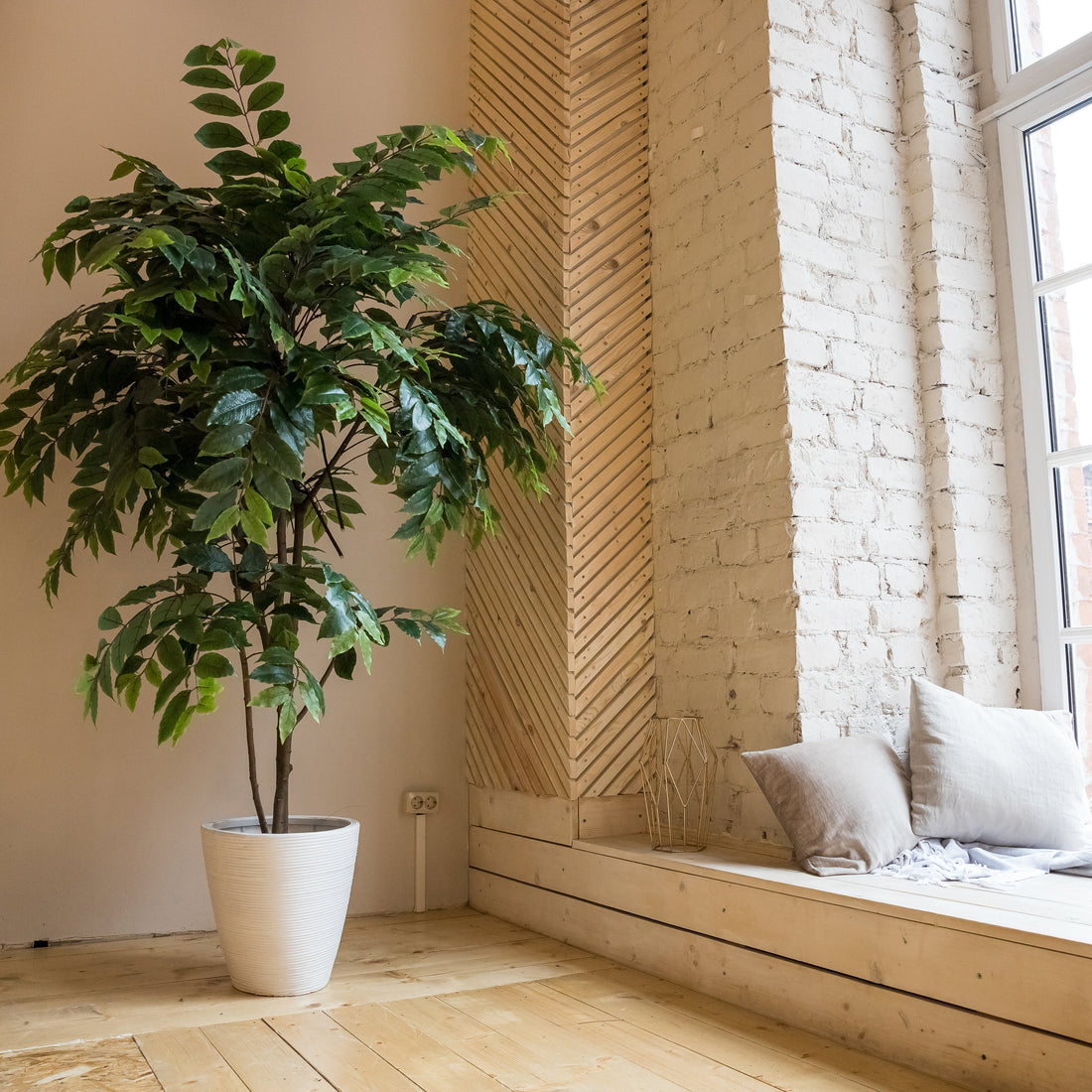 Cómo Mejorar tu Espacio con Plantas Artificiales: 4 Tips para el Hogar